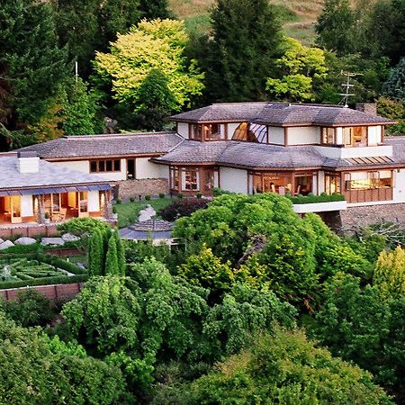 Lake Taupo Lodge Экстерьер фото