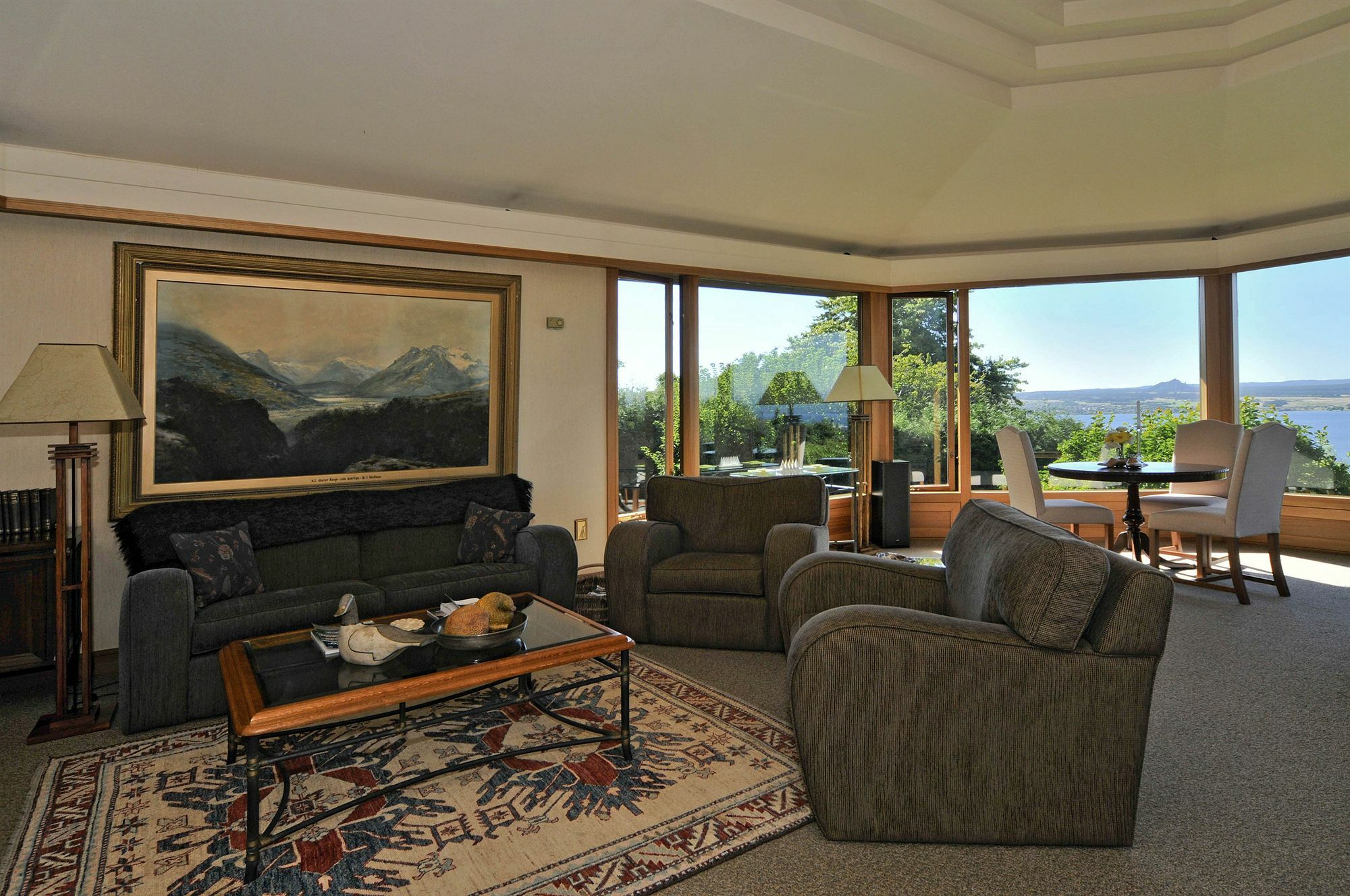 Lake Taupo Lodge Экстерьер фото