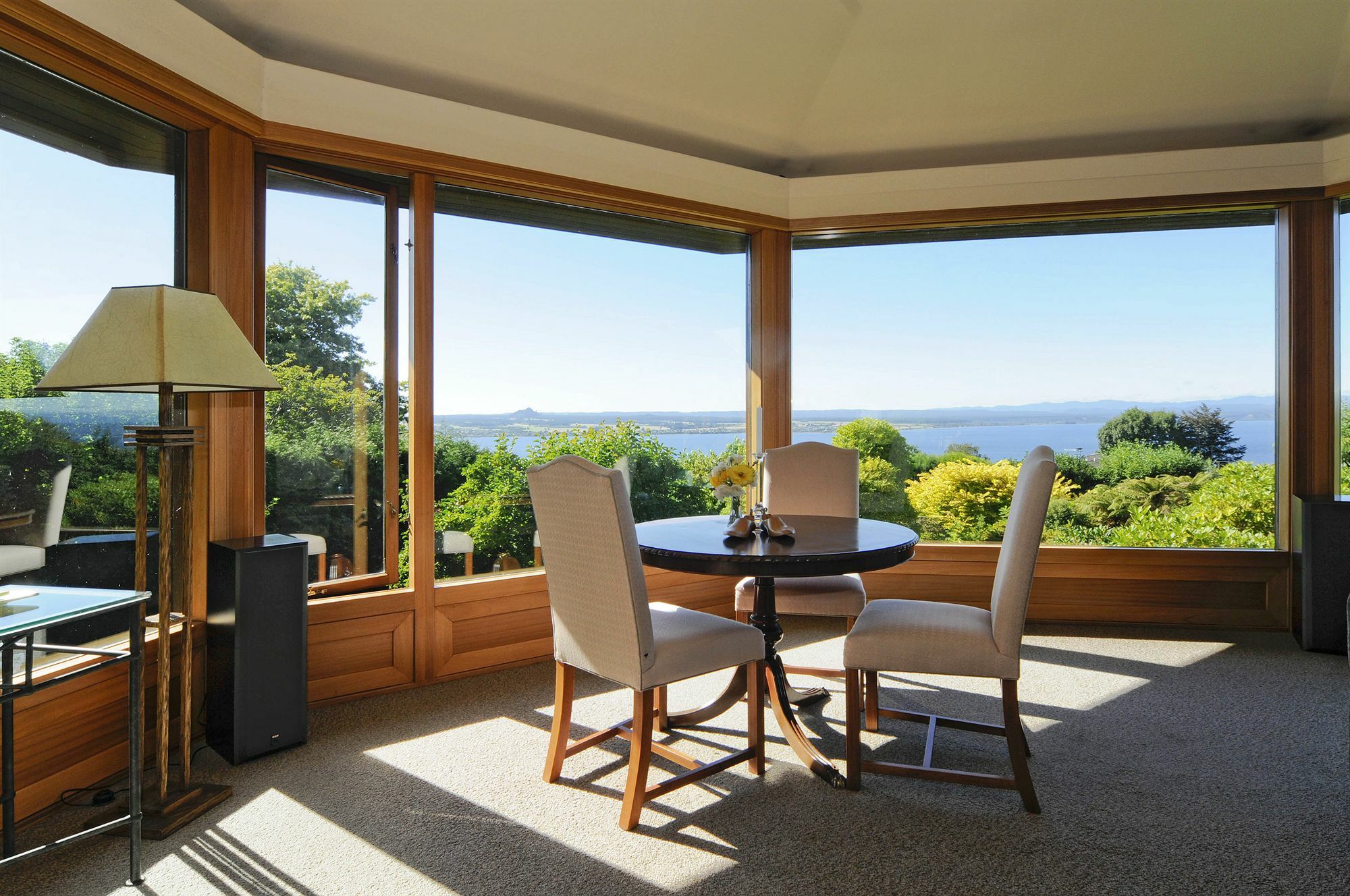Lake Taupo Lodge Экстерьер фото